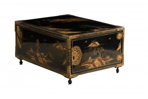 Coffret écritoire de voyage japonais vers 1730