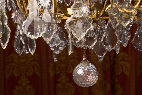 Lustre cage Louis XV à neuf bras de lumières en bronze doré - Galerie Pellat de Villedon