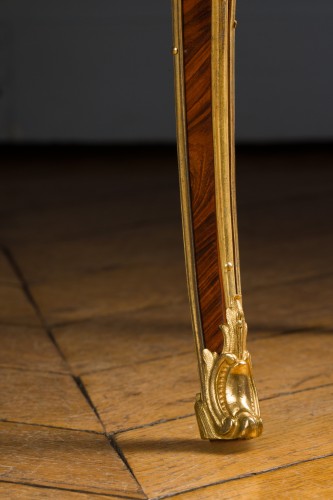 Louis XV - Table à écrire, modèle de RVLC dit Lacroix d'époque Louis XV