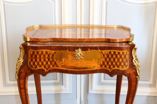 Mobilier Table & Guéridon - Table à écrire dite « à la Pompadour » estampillée Léonard Boudin