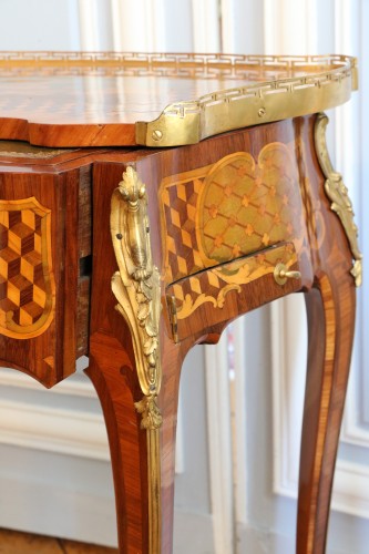 Table à écrire dite « à la Pompadour » estampillée Léonard Boudin - Galerie Pellat de Villedon