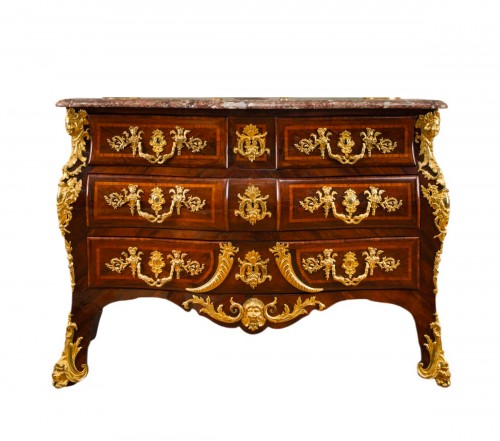 Commode Louis XV, estampillée Criaerd et JME