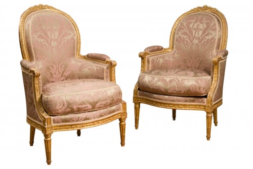 Paire de bergères Louis XVI, estampillée Antoine Gailliard