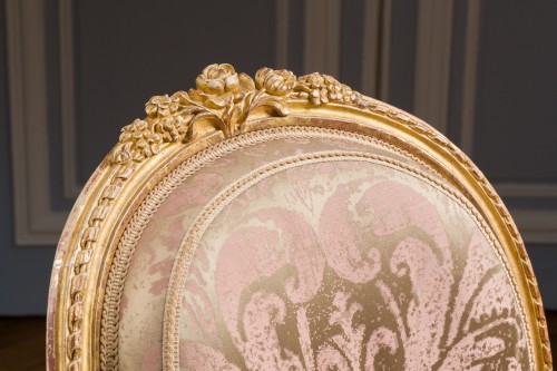 Antiquités - Paire de bergères Louis XVI, estampillée Antoine Gailliard