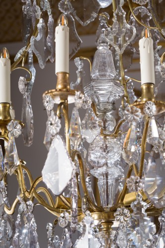 Lustre Louis XV en cristal et bronze doré à neuf bras de lumière - Galerie Pellat de Villedon
