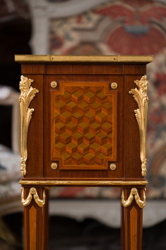 Louis XVI Period Side Table by Philippe-Claude Montigny - Louis XVI