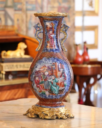 Paire de vases en porcelaine de Chine - Galerie Pellat de Villedon