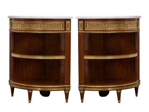 Paire d’encoignures estampillées G.Dester provenant du château de Dampierre