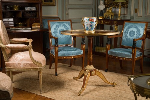 Guéridon en acajou estampillé Martin Carlin et JME - Louis XVI