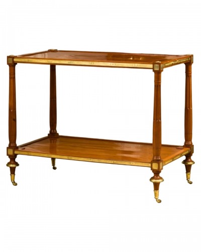 Table desserte d’époque Louis XVI, estampillée de Pierre Garnier