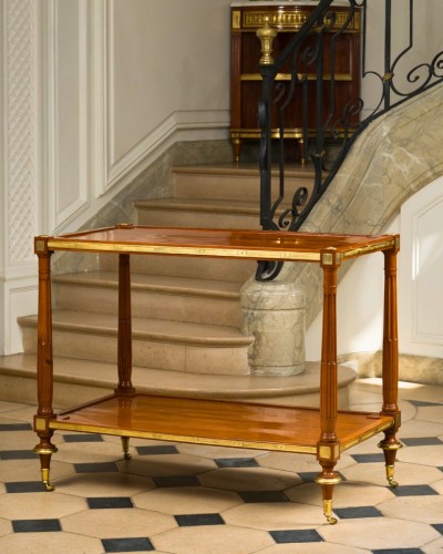 Table desserte d’époque Louis XVI, estampillée de Pierre Garnier - Mobilier Style Louis XVI