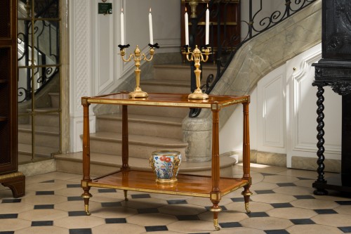 Mobilier Table & Guéridon - Table desserte d’époque Louis XVI, estampillée de Pierre Garnier