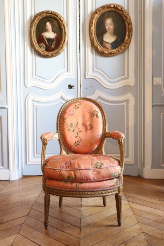 Suite de quatre fauteuils Louis XVI de Nadal l'Ainé - Galerie Pellat de Villedon