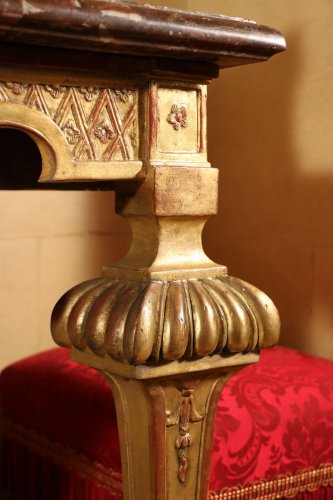 XVIIe siècle - Table console en bois doré et marbre, époque Louis XIV