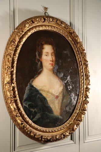 Portrait de jeune femme au rubis, fin XVIIe siècle - Galerie Pellat de Villedon
