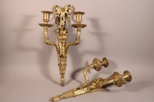 Pair of sconces with flowered quivers, Louis XVI period - Lighting Style Louis XVI