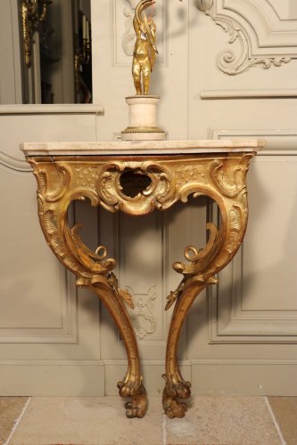 Paire de consoles d’applique en bois sculpté et doré, Italie vers 1760 - Mobilier Style Louis XV