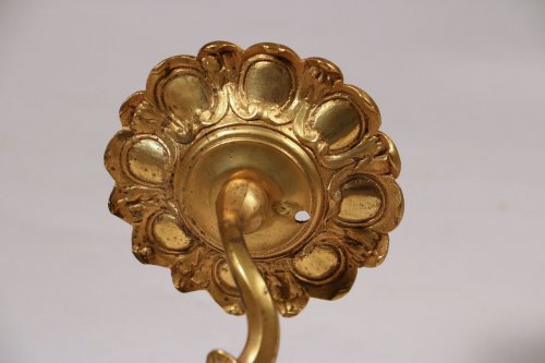 XVIIIe siècle - Paire d’appliques à deux branches en bronze doré