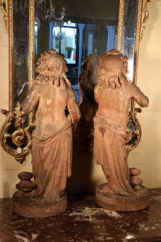 Antiquités - Pair of terracotta putti, 17th century Florence