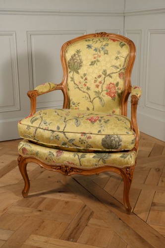 XVIIIe siècle - Paire de fauteuils coins de feu de Jean Boucault, vers 1750