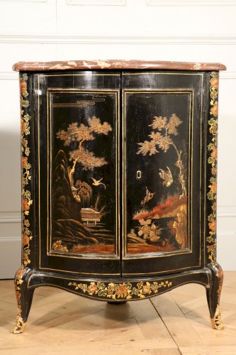 Paire d'encoignures en vernis Martin d'Antoine Mathieu Criaerd - Louis XV