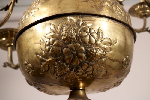 Lustre à douze feux, laiton, XVIIe siècle - Luminaires Style 