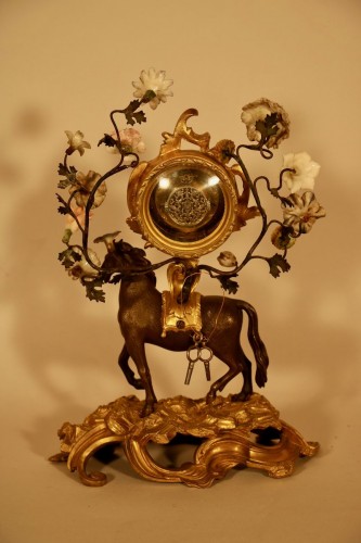Pendulette au cheval d'époque Louis XV - Horlogerie Style Louis XV