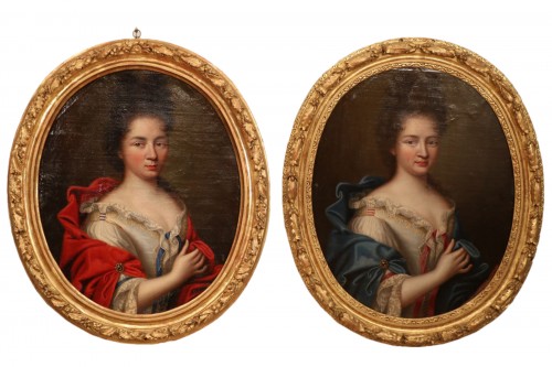 Deux portraits représentant deux jeunes femmes élégantes - J Guynier - 1692 