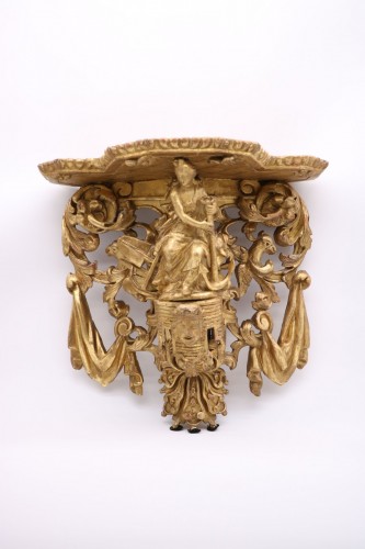 Console d’applique en bois doré d'époque Régence représentant l’allégorie de la Marine - Régence
