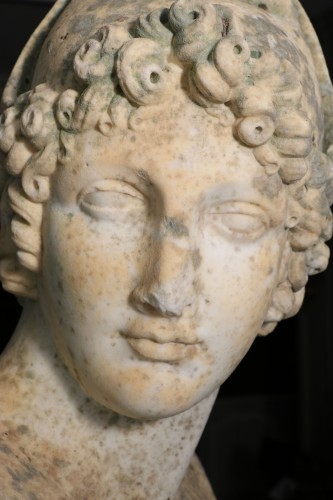 Sculpture Sculpture en Marbre - Buste d'Attis en marbre de Carrare