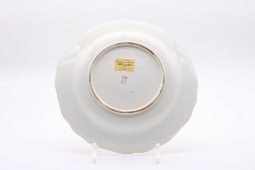 Antiquités - Pot couvert et son présentoir en porcelaine de Vienne appelé « Cherbetlik »