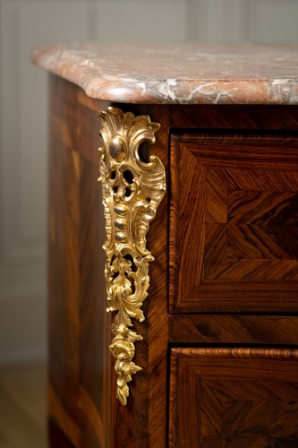 Commode commandée par Louis XV pour le château de la Muette livrée par Joubert - Galerie Pellat de Villedon