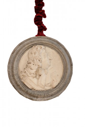 Medallion representing Louis XIV in profile