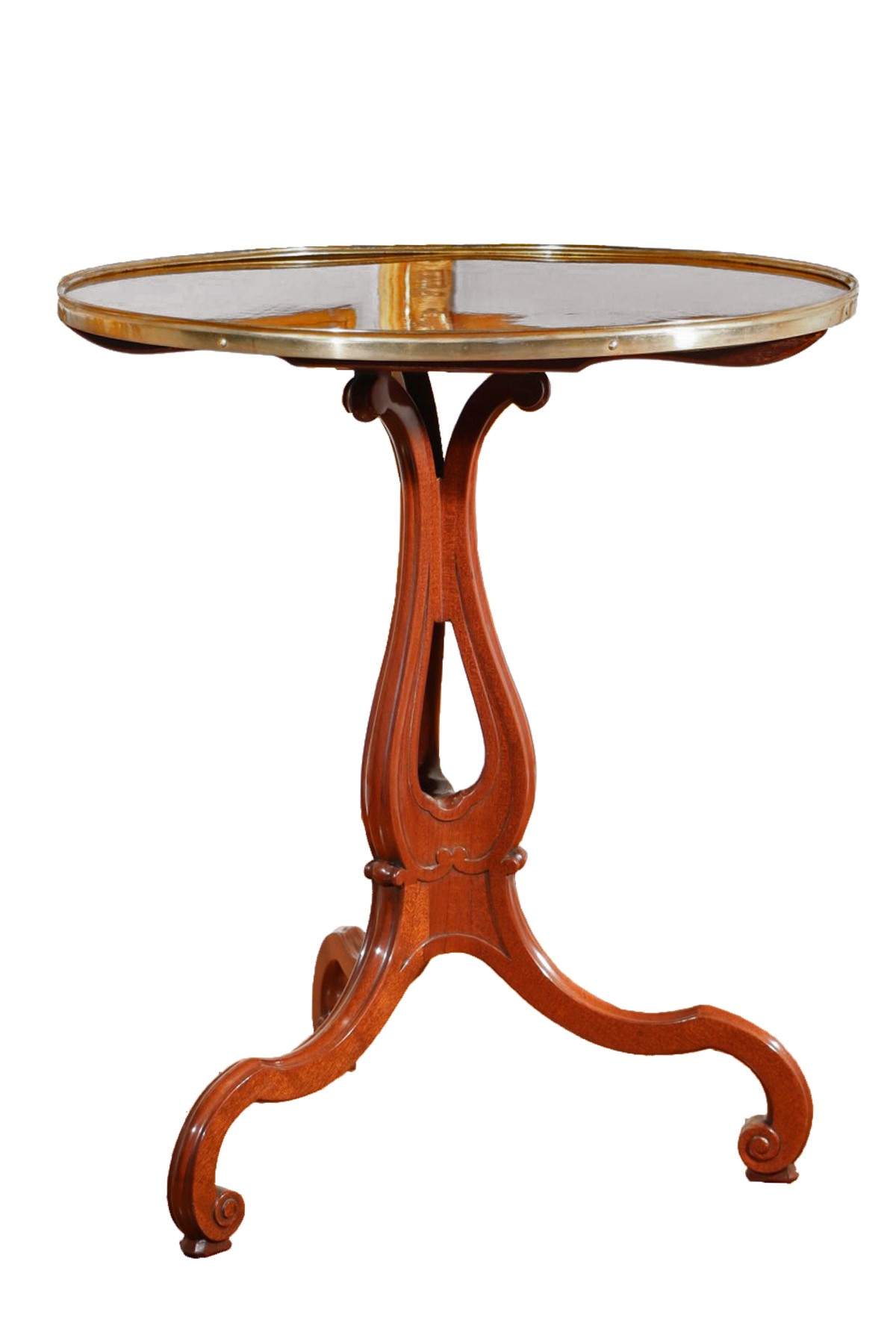 Mahogany tilting pedestal table by Riesener Ref.92331