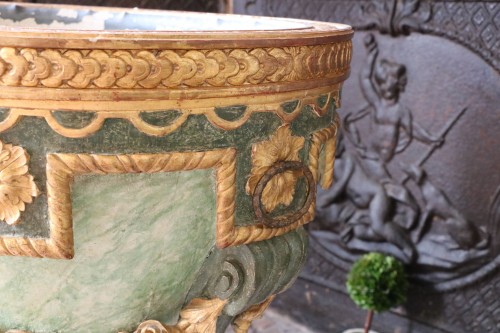 Decorative Objects  - Gilded and green lacquered wood planter