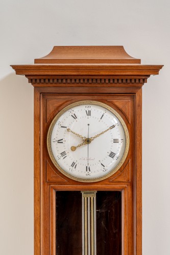 Horology  - Régulateur de parquet attribué à Schwerdfeger