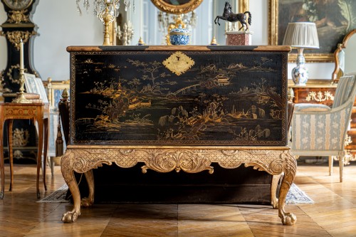 Japanese lacquer chest - Furniture Style Louis XIV