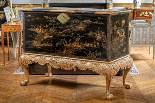 Louis XIV - Japanese lacquer chest