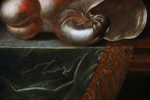 XVIIe siècle - Nautile nacré et pêches sur un entablement, attribué à Sebastian Stoskopff (1597;1657)