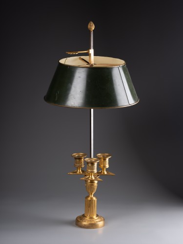 A Louis XVI gilt-bronze Lampe Bouillotte, late 18th century - Lighting Style Louis XVI