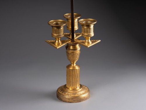 Louis XVI - Lampe bouillotte en bronze doré d'époque Louis XVI