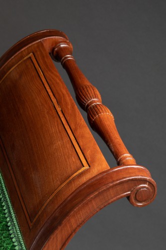 Antiquités - Paire de fauteuils à l'étrusque en acajou estampillés Georges Jacob vers 1790