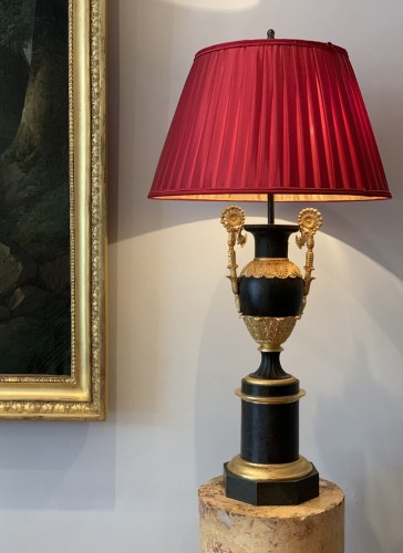 Luminaires Lampe - Paire de lampes Carcel en forme de vases d'époque Restauration