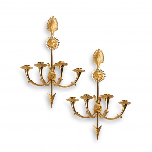 Paire d'appliques d'époque Empire au masque de Diane par Claude Galle