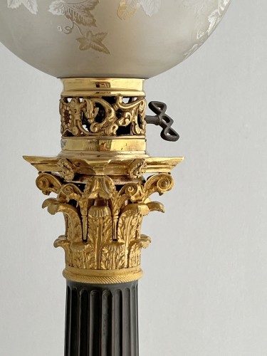 Lighting  - A pair of Restauration ormolu and patinated bronze Carcel lamps