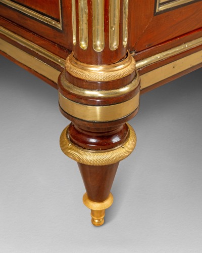 A Louis XVI secretaire à abbattant attributed to Molitor - 