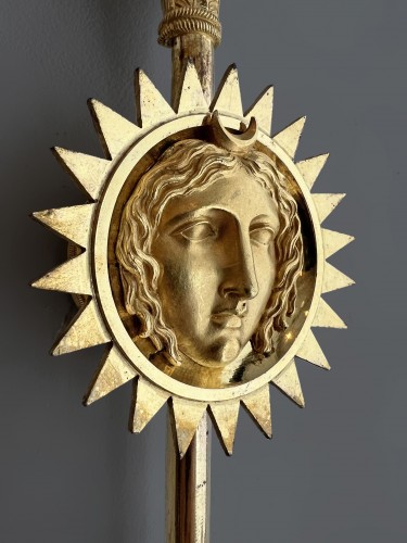 Claude Galle - Paire d'appliques en bronze doré d'époque Empire au masque de Diane - Luminaires Style Empire