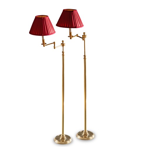 Maison Meilleur - A pair of brass floor lamps