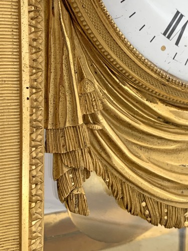 Manière,Merlet et Thomire - Pendule régulateur en bonze doré vers 1795-1805 - Galerie Philippe Guegan