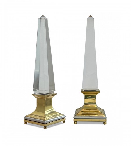 Maison Jansen - Pair of Lucite obelisk lamps